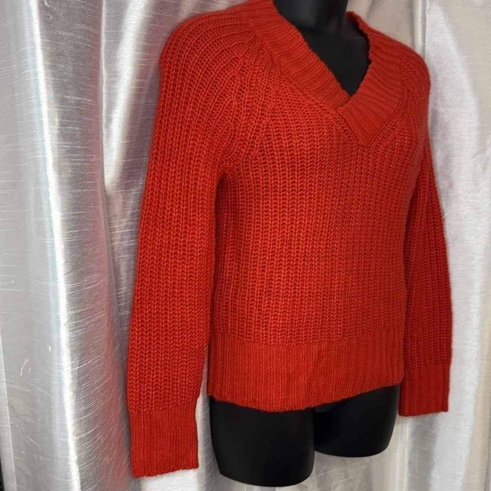 A.N.A. Molten Lava V Neck Acrylic Knit Oversized Sweater Women’s XS NWT